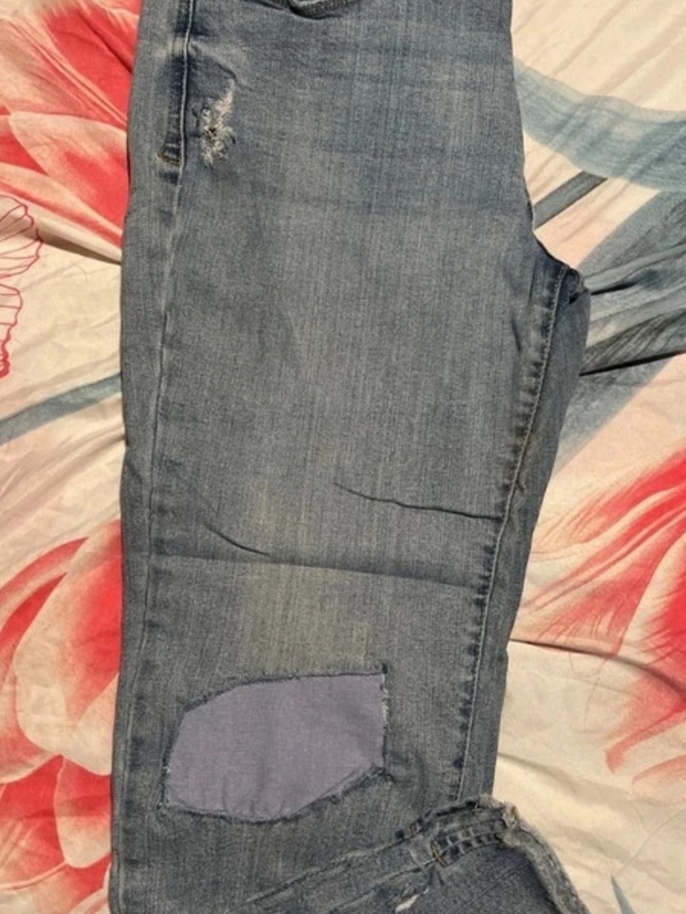 Kensie Light Blue Distressed Boyfriend Jeans with Patch
